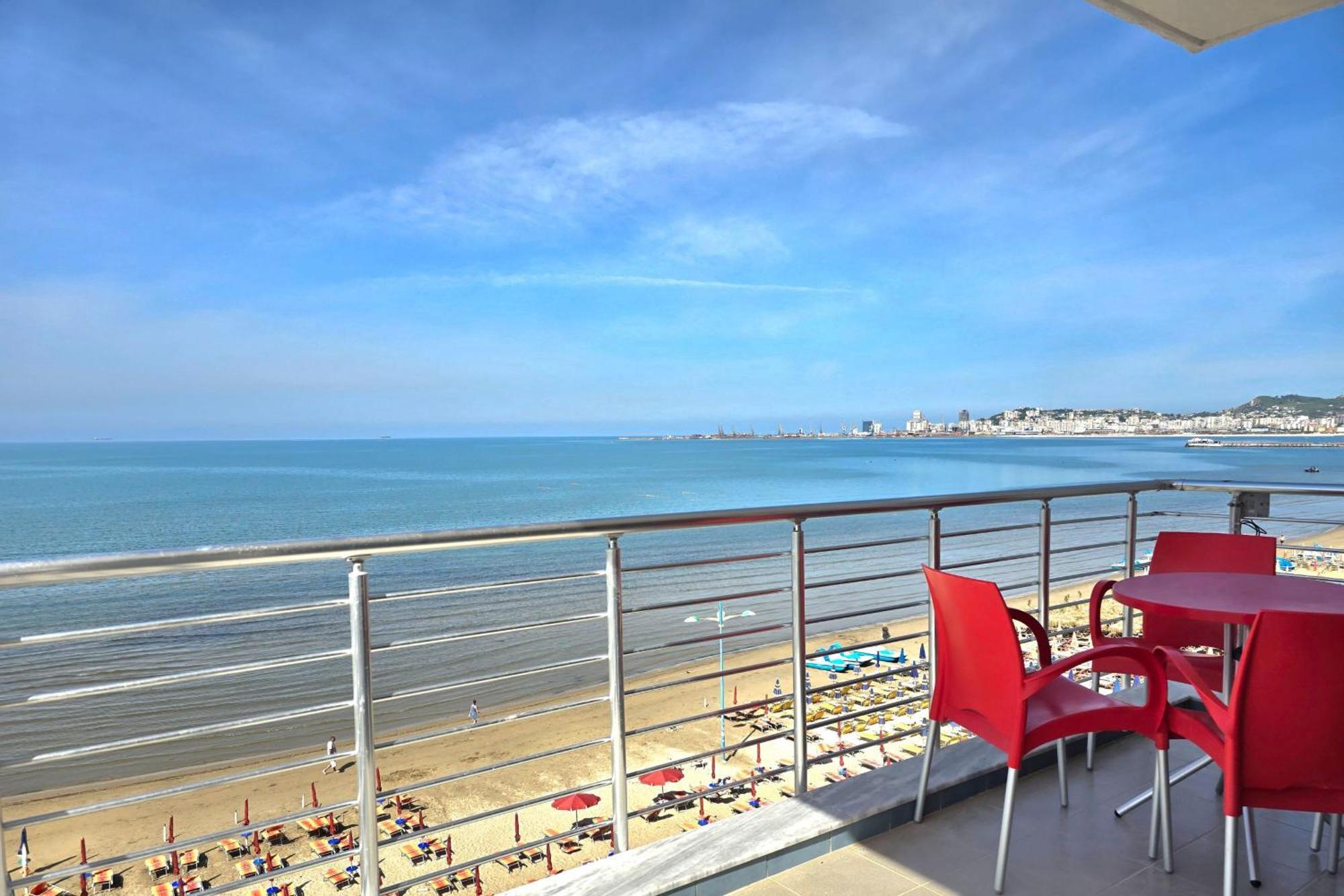 Sea View Apartments In ดูร์เรส ภายนอก รูปภาพ